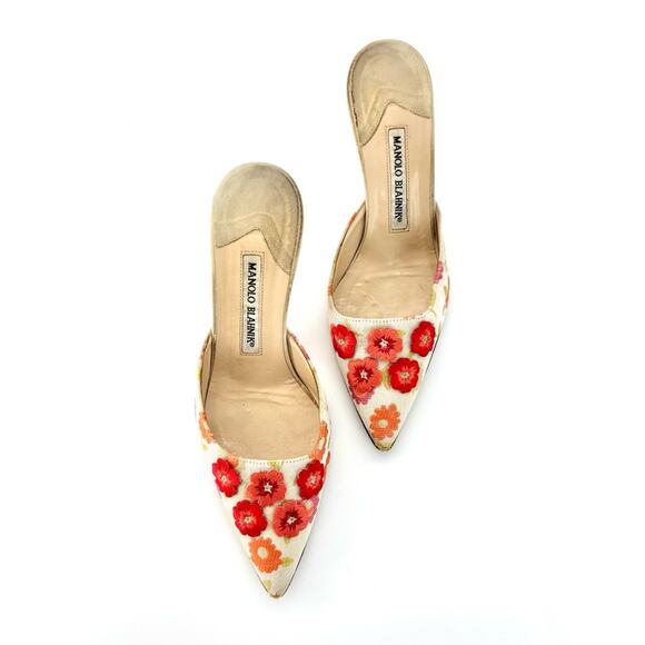 Manolo Blahnik Retro Vintage Floral Applique Pointed Toe Kitten Heel Mules 36.5 - Picture 2 of 6